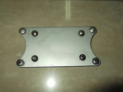 DICHTPLATTE KOTFLÜGEL VORNE GEBRAUCHT ORIGINAL SUZUKI FÜR GS 500 2001-2002