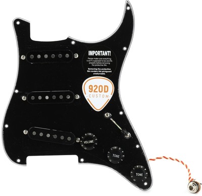 920D Custom Texas Vintage Loaded Stratocaster Pickguard - Black