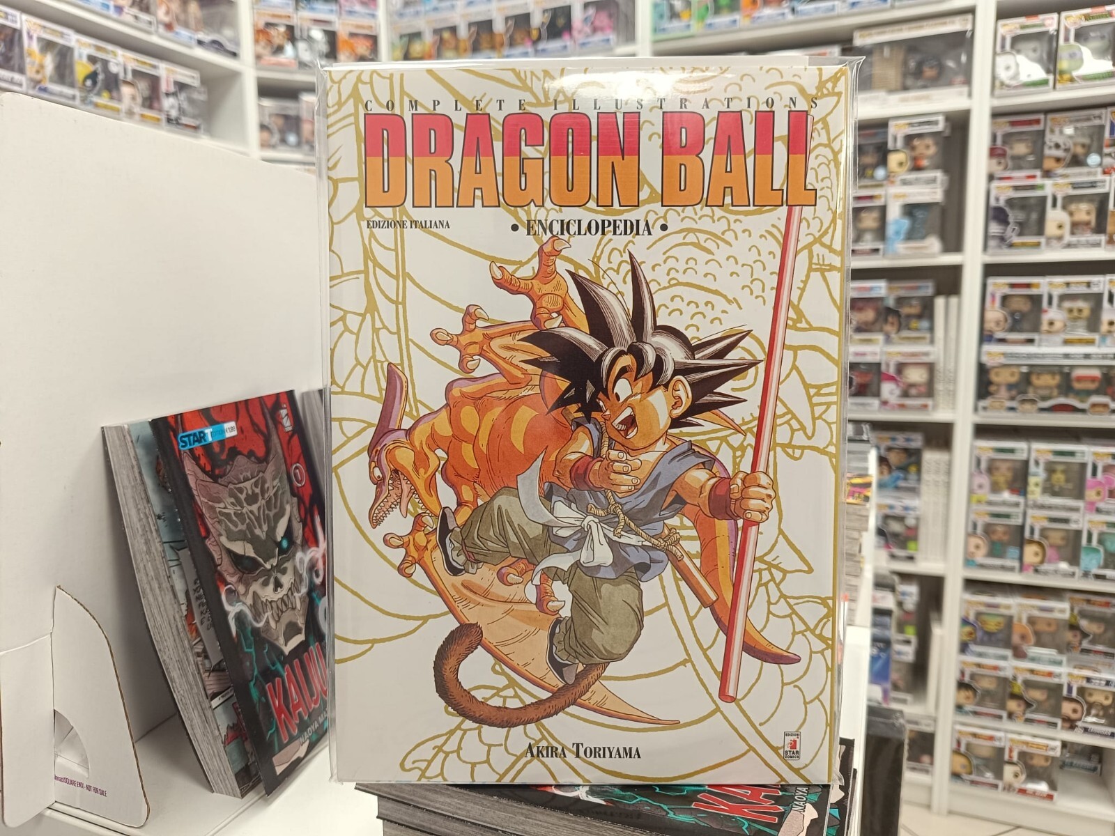 Dragon Ball Ilustraciones Completas - Enciclopedia - Star Comics - Nuevo