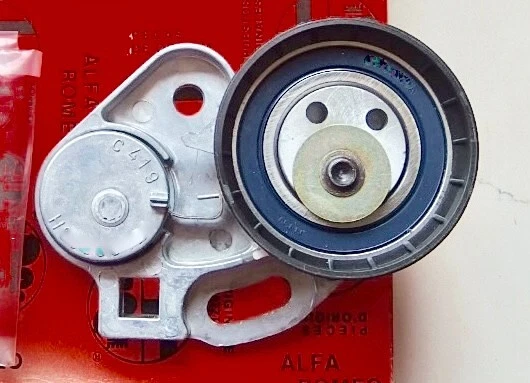KIT de correa de distribución Alfa Romeo GTv-6 y Milano + sellos tensor de correa OE PRIORIDAD Foto 3 de 4