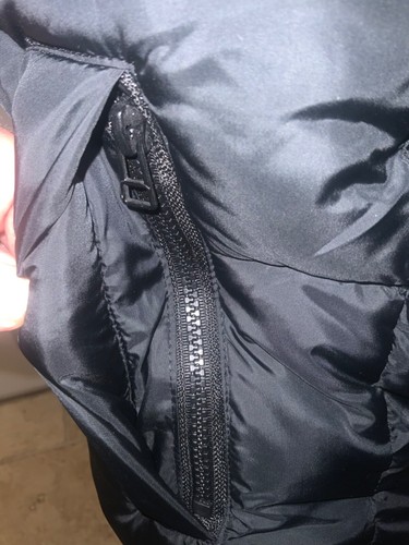 Chaqueta tampón corta para hombre GOODFELLOW con capucha resistente al agua y al viento camuflada y negra - Imagen 3 de 10
