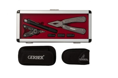 New Used Mint Gerber Multi-Tool & Flashlight Gift Set With Aluminum Case