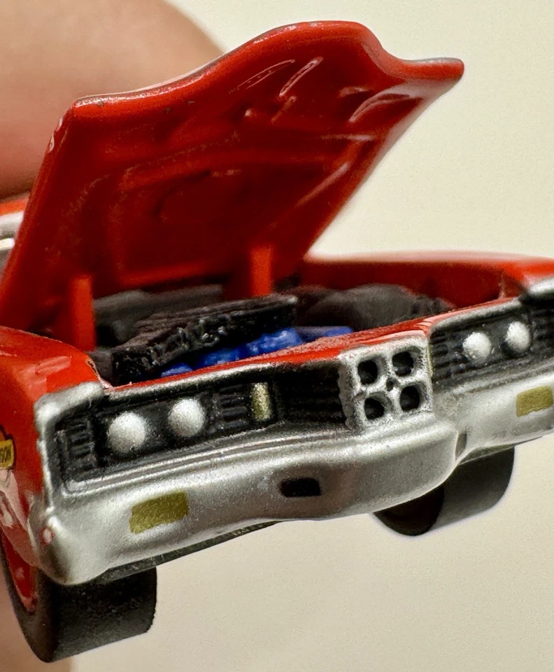 Johnny Lightning 1970 Mercury Cyclone no Spoiler 1:64 - Image 4 of 4