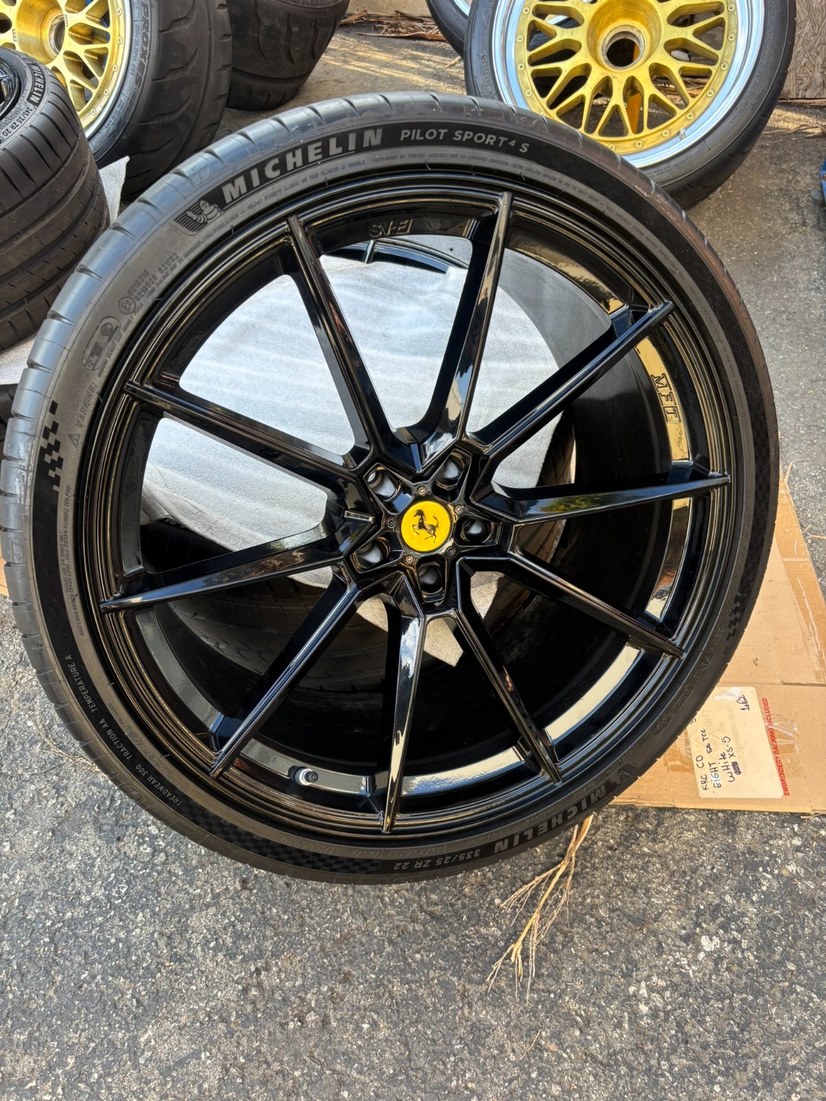 Savini SVF-4 Wheels 22" / Michelin Pilot Sport 4S - Ferrari 458