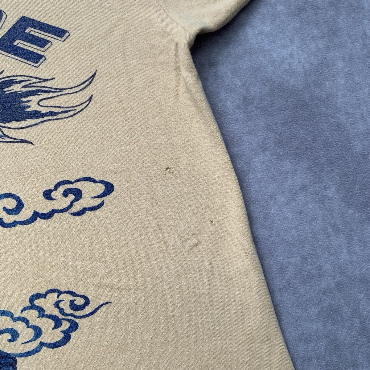 Vintage 60s 70s Singapore Souvenir Shirt Size 36 S Dragon