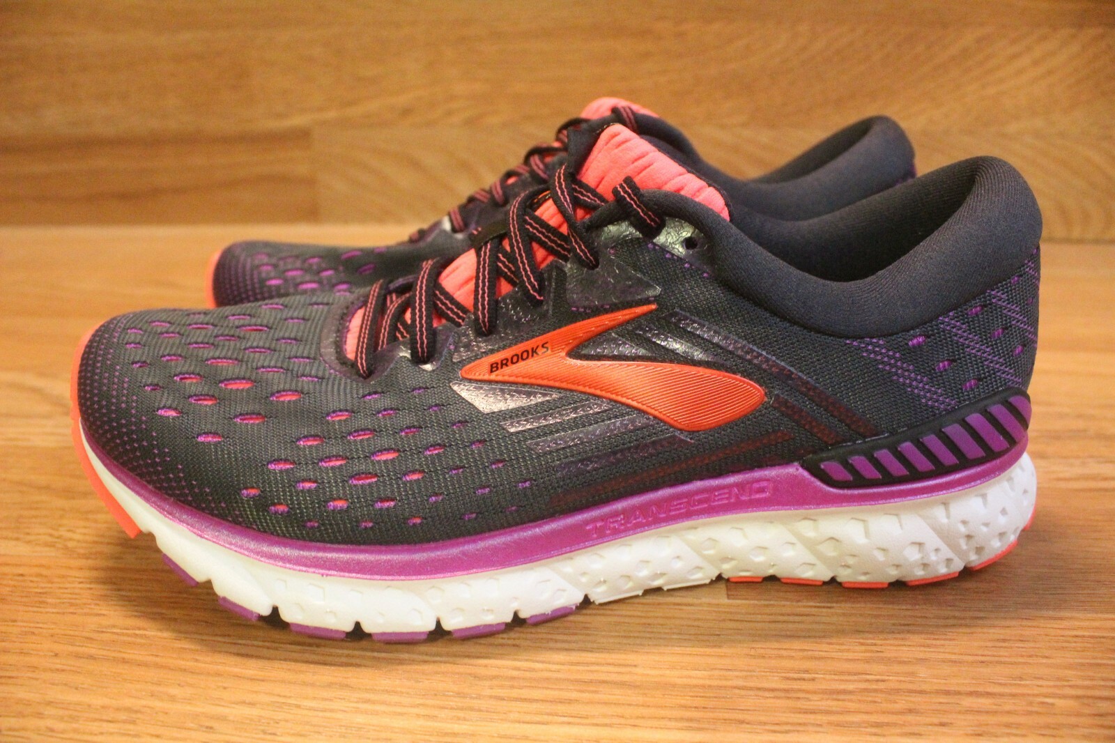 brooks transcend 6 womens