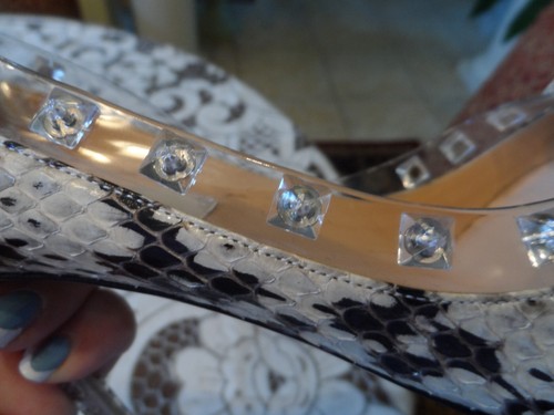 Valentino Garavani Beige Snake Skin Clear Rockstud Pumps Size 37B - Picture 8 of 23