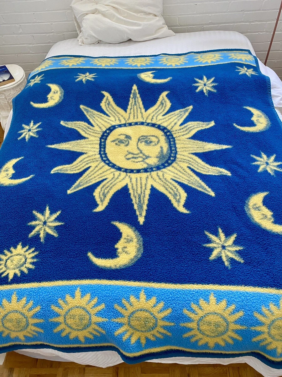 Sun moon online and stars blanket