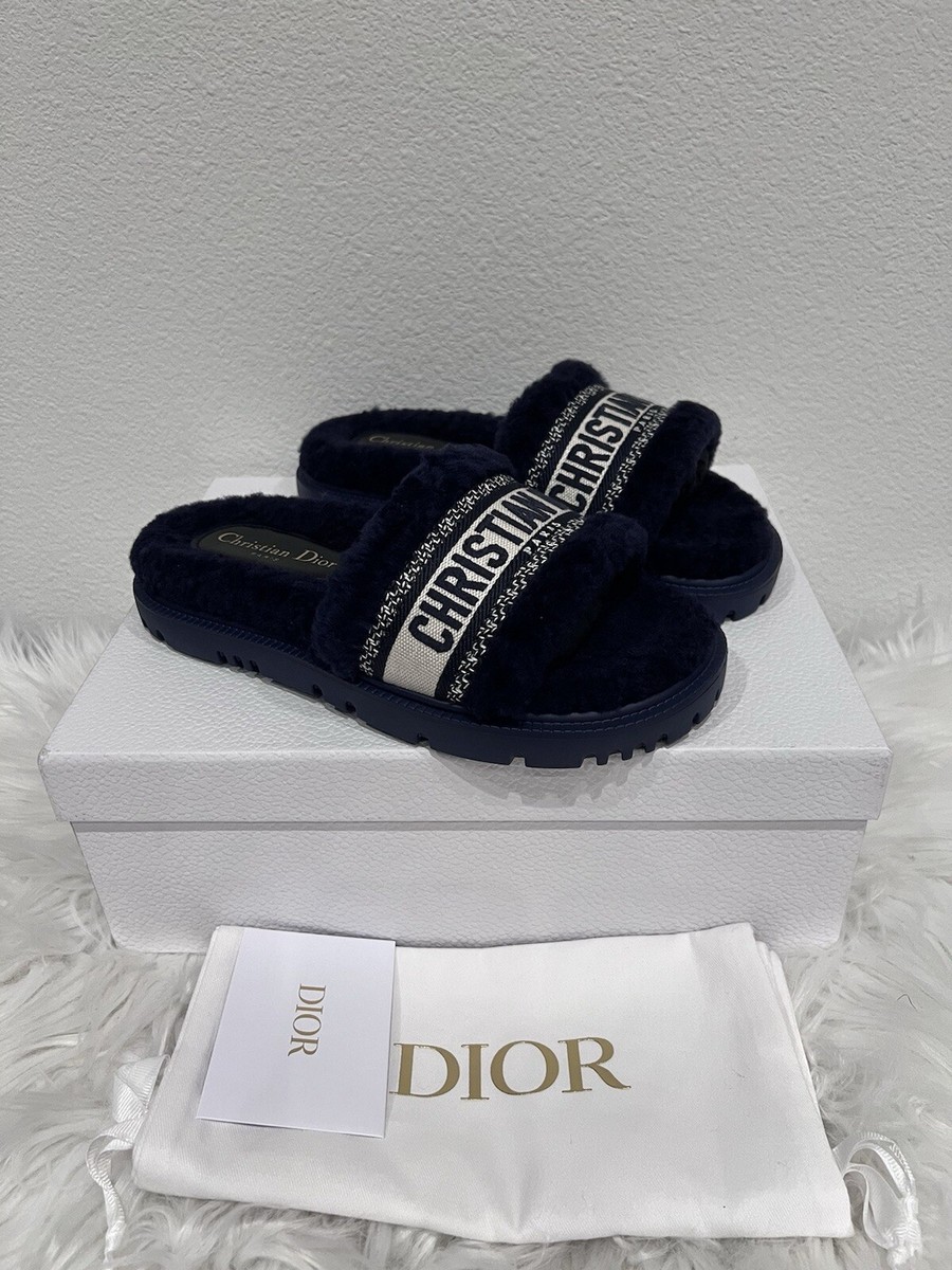 NIB Christian Dior DWAY Shearling Dioract Dclub Logo Evolution