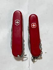 Lot of 2 Swiss Army knives - Wenger Viking - Victorinox Climber