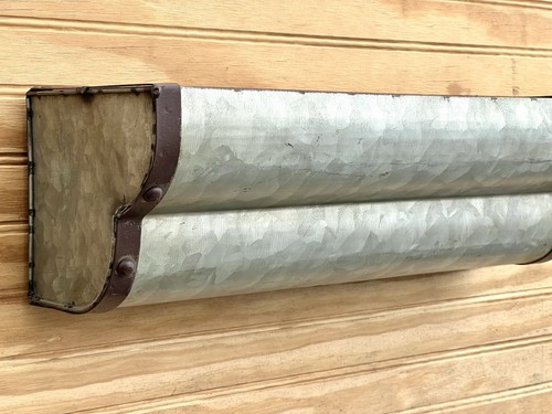 Rustic Galvanized Metal Wall Planter Shelf – 16” Farmhouse Wall Decor - New - Picture 4 of 12