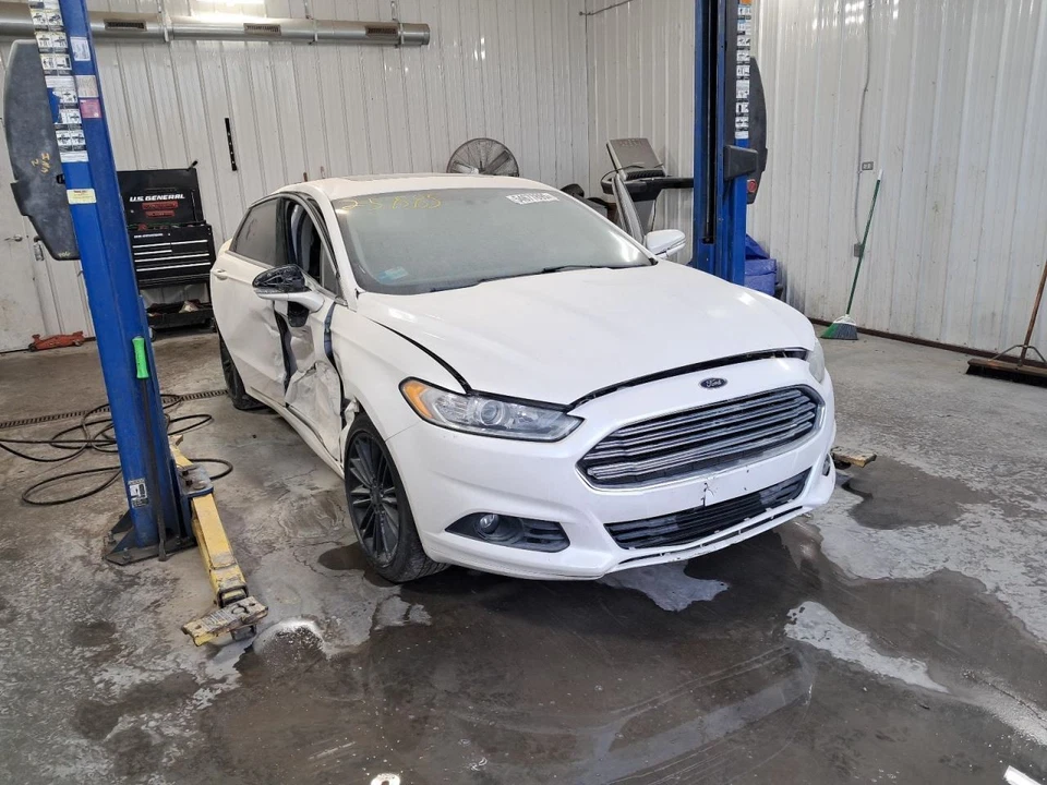 2016 Ford Fusion Rear Right Door Panel Trim Black Used OEM 434107 Foto 2 de 4