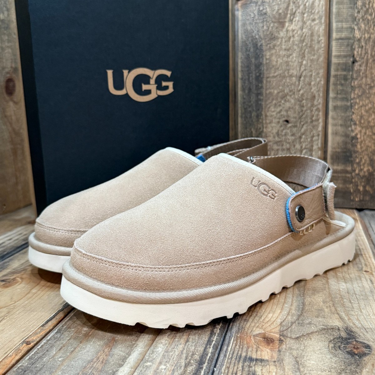 UGG MENS GOLDENCOAST CLOG SIZE US 10 SAND SUEDE SLINGBACK SLIDE