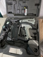Hitachi NT65GS Gas Nail Gun + 2x chargers 