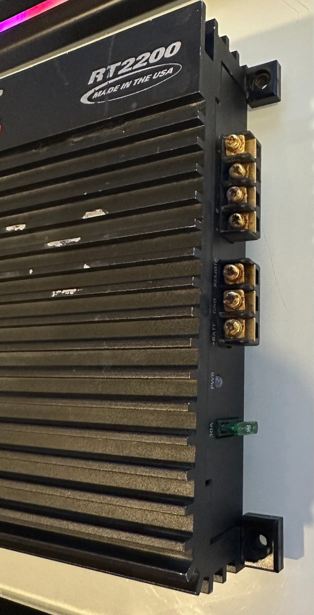 MTX RT2200R Road Thunder N-Channel Amplifier AMP Audio Sound