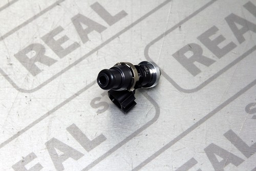 Injector Dynamics ID1050x 1065cc Fule Injectors with PNP VQ37 VQ37HR G37 14mm - Picture 3 of 9