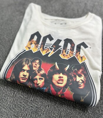 NEW Graphic Print AC / DC Highway To Hell Long Sleeve T-Shirt Women s Sz L Shirt