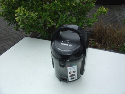 Bosch Serie 2 E-Nr. BGS05BL1H Type VXBSGS05 Beutelloser Staubsauger Müllbehälter