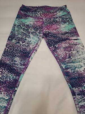 Women's FABLETICS Multicolored High-Waisted Pull-On Capri Length Leggings; Sz L 