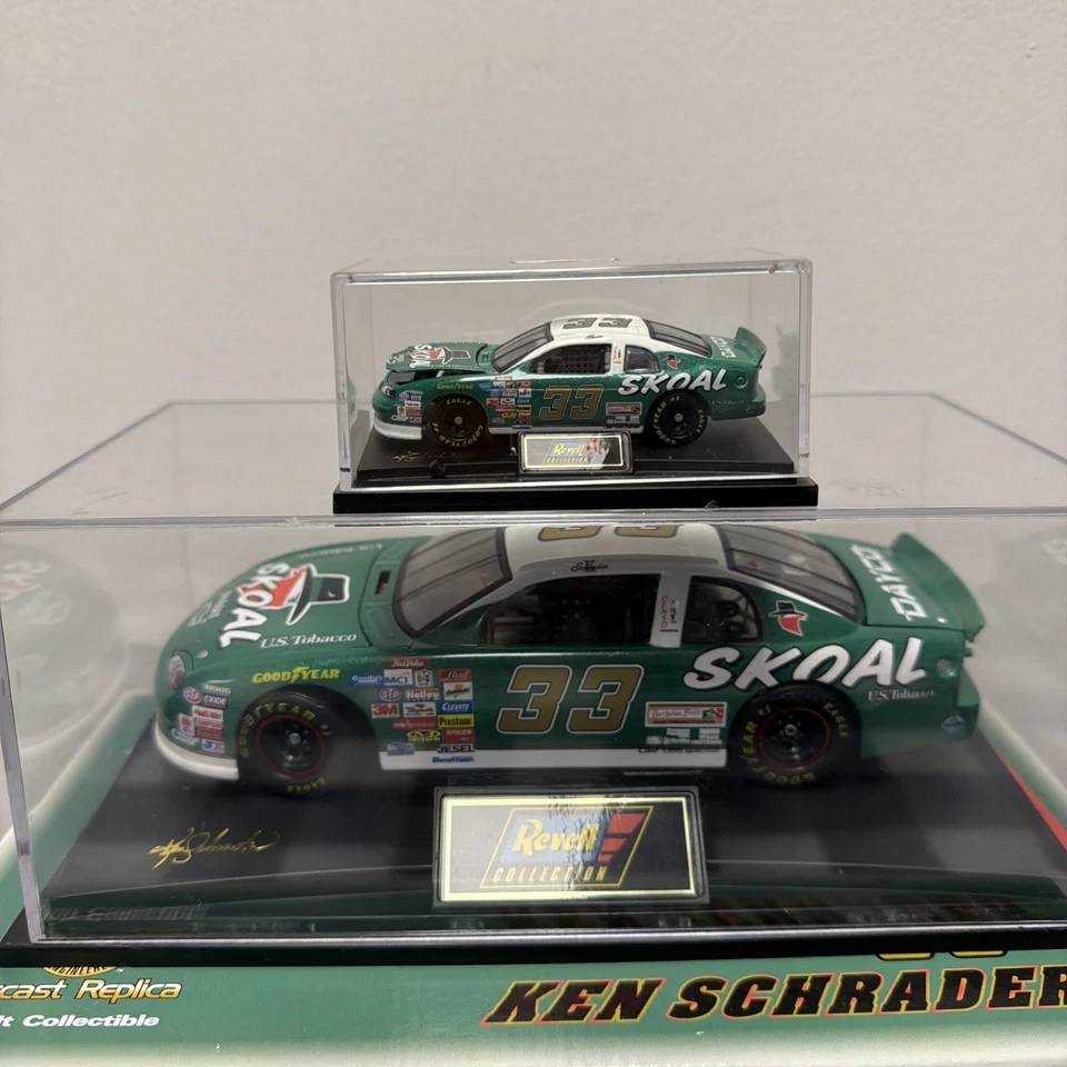 1998 Ken Schrader #33 Skoal Bandit 1:24 Revell Club Diecast 1 of 5,598 MIB COA - Image 4 of 4