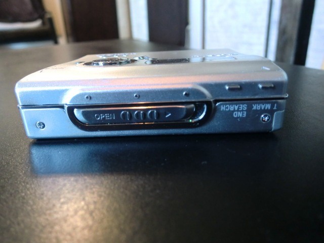 Sony MZ-N920 MD Walkman Portable MiniDisc Recorder Silver Tested