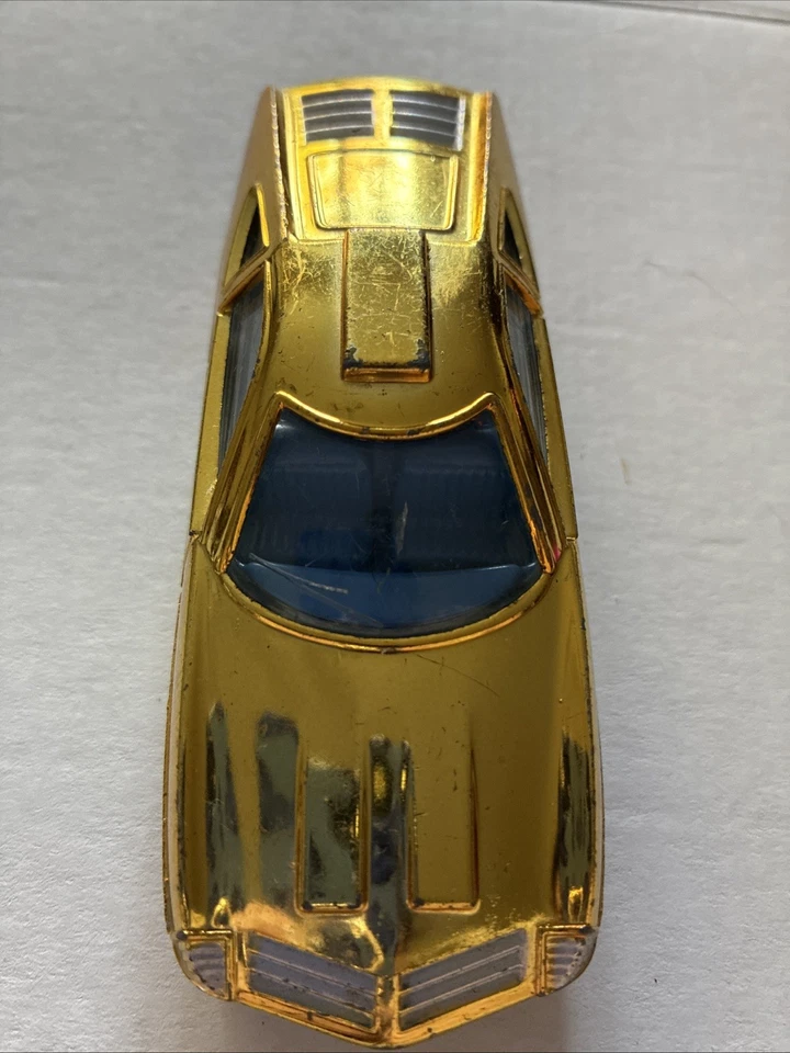 DINKY TOYS #352-G ED STRAKER'S CAR. GERRY ANDERSON'S UFO Gold car 1970 TV show - Image 4 of 4