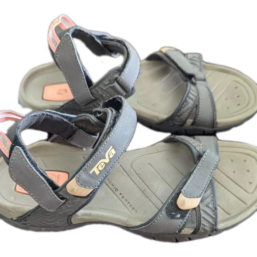 Teva Women Verra Sandal Sz 11 Gray & Peach Active Gorpcore Outdoor Hiking Sports