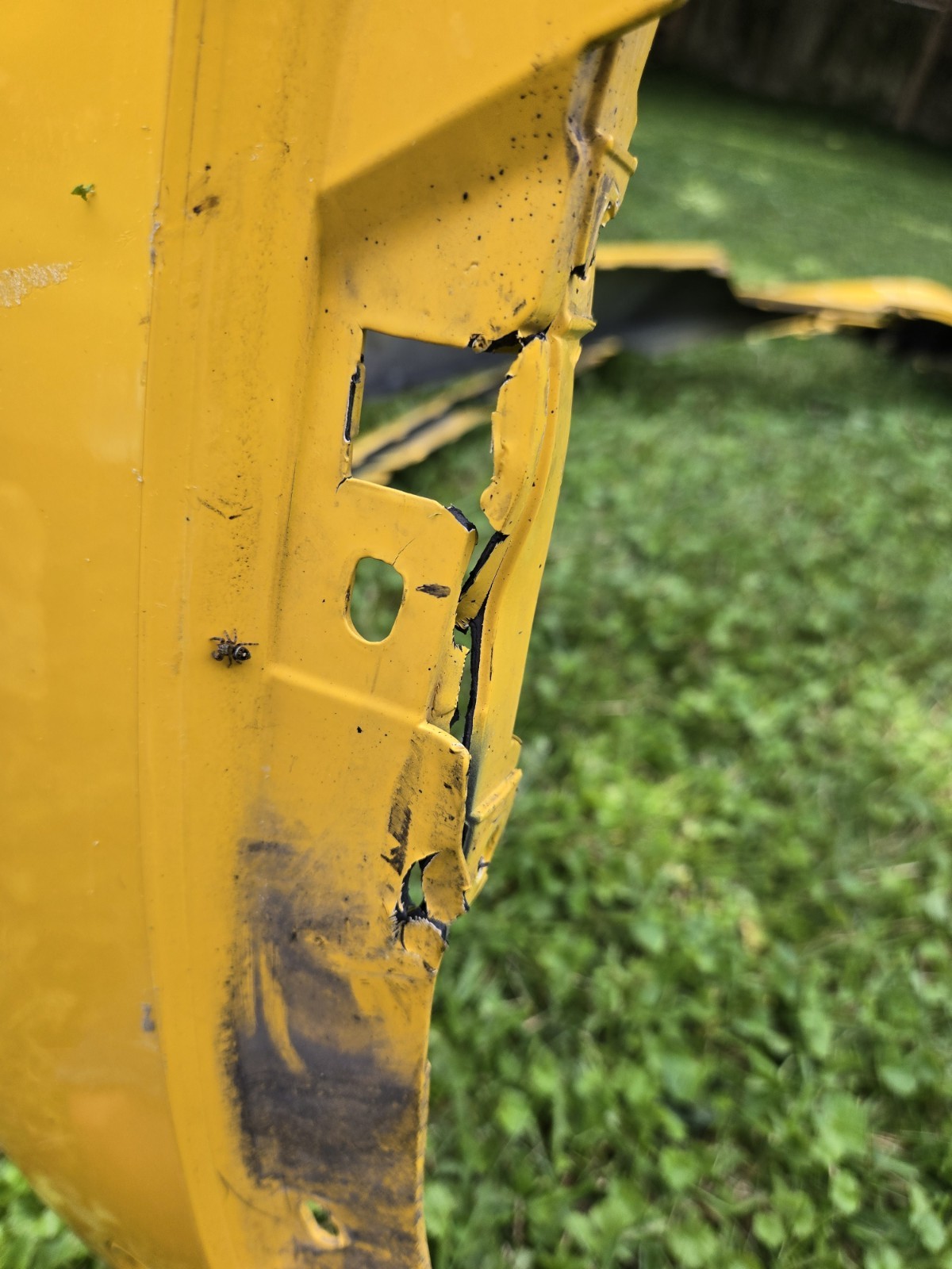 2018 2019 2020 2021 LAMBORGHINI URUS FRONT BUMPER COVER YELLOW OEM USED SPORT