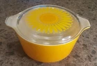 Vintage Pyrex Yellow Orange Daisy 474-C15 2Quart Casserole Dish With Lid