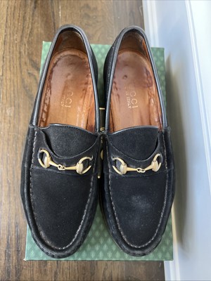 靴 90s Gucci Horsebit Loafers 1990's Vintage Black Suede Gucci Horsebit Lug Sole Loafers Womens
