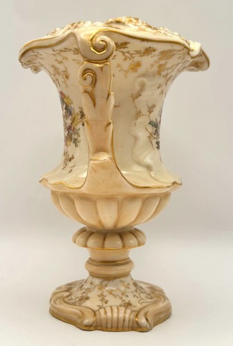 Pair of Doulton Burslem Blush Ivory Hand Painted Vases, late 19 century, 14.5 cm - Picture 3 of 12