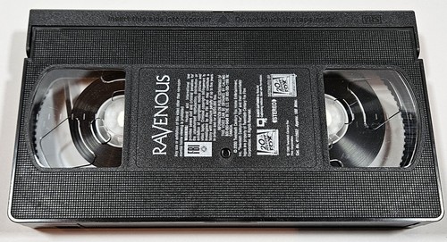 Ravenous VHS - Guy Pearce , Robert Carlyle , David Arquette - Rare OOP - Picture 5 of 6