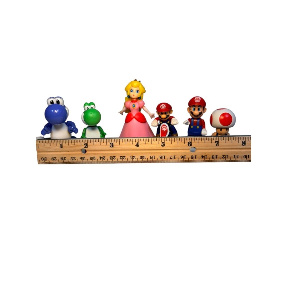 Nintendo Super Mario Toy Mixed Lot KNEX T-ARTS 2011 2012 Mario Peach ...