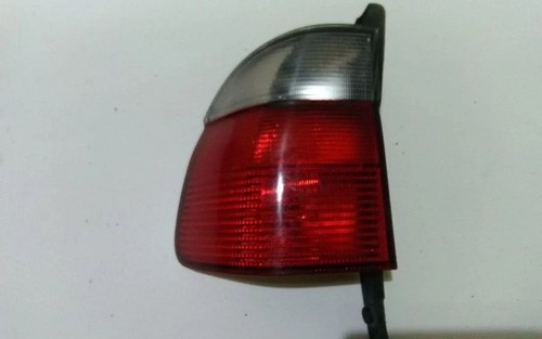 BMW 5 Touring E39 Rücklicht hinten links 2496321 3.00 Diesel 2000 31563957