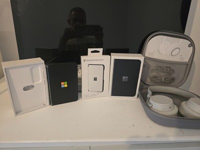 Microsoft Surface Duo 2 Ultimate Bundle + Surface Kopfhörer/Bumper/Desktop