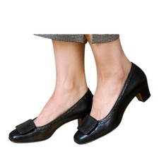 VTG 1960s Naturalizer Black Leather Mod Pumps Low Heel Shoes 7.5B