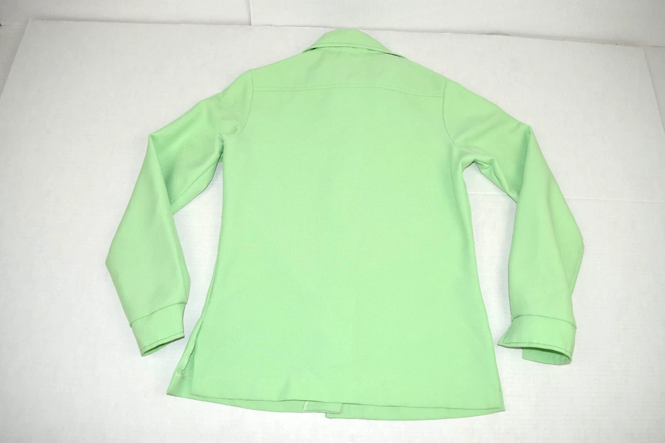 Vintage Top Mod Leisure Shirt Size S/M 60s 70s Lime Mint 2 Flap Pocket Polyester - Image 3 of 4
