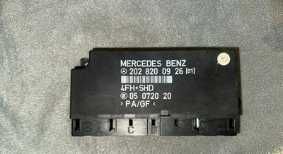 Mercedes W202 W208 R170 Combination Relay Wiper Hazard Turn Signal 2028200926