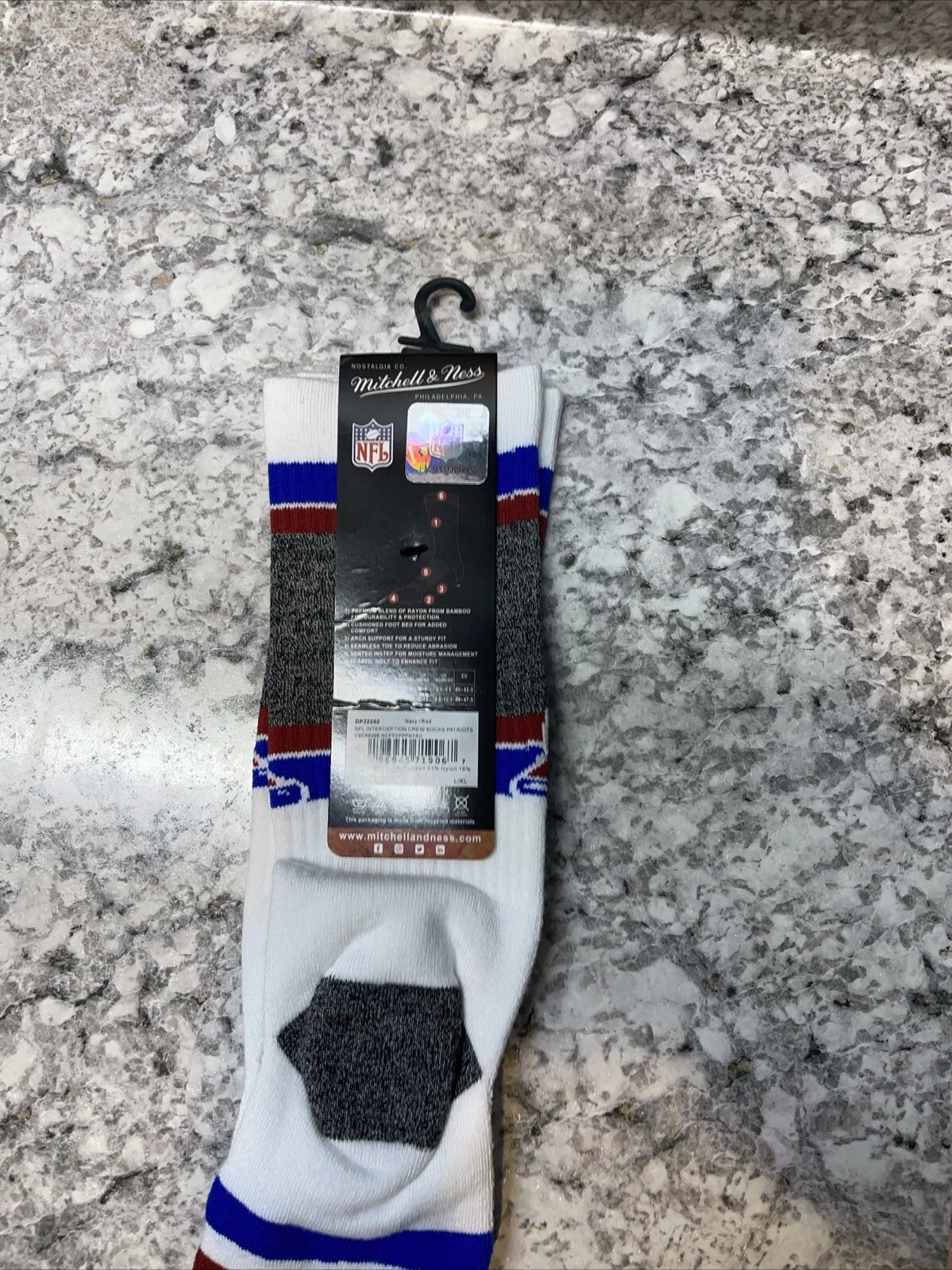 New England Patriots Interception Crew Socks - Mitchell & Ness - Size L/XL *NEW*