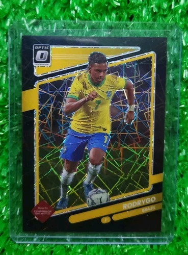 2021-22 Donruss Road To Qatar Black Velocity Rodrygo 15/25