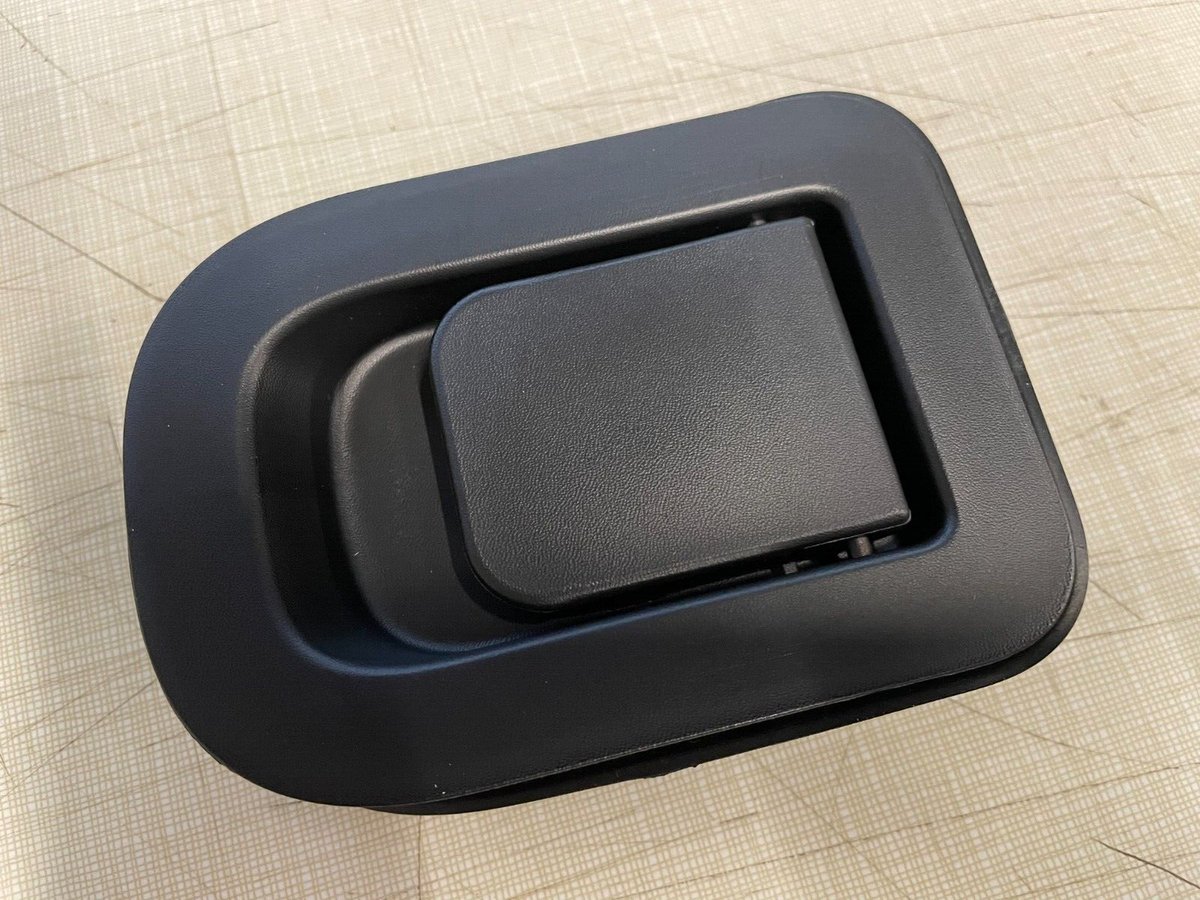 2004-2015 Nissan Titan Rear Outer Storage Door Handle Bezel