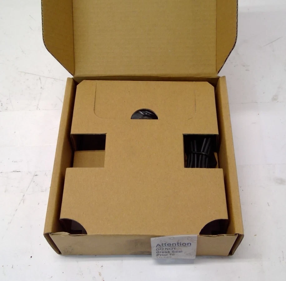 IBM Model MO28UO 3-Button USB Optical Scroll Wheel Mouse Black/Red P/N 01LK260 - Image 2 of 4