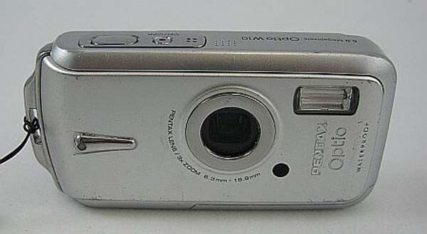 デジタルカメラ PENTAX Optio W10 Amazon | PENTAX 1.5m防水 デジタルカメラ Optio W10 リノ