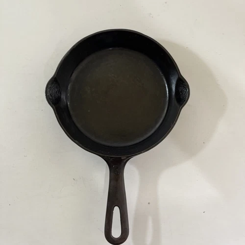 VTG Griswold Cast Iron Skillet No. 3, Erie, PA., 709K
