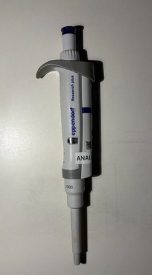 Eppendorf Research plus 100-1000 µL Pipette - Barely Used, Fully Calibrated