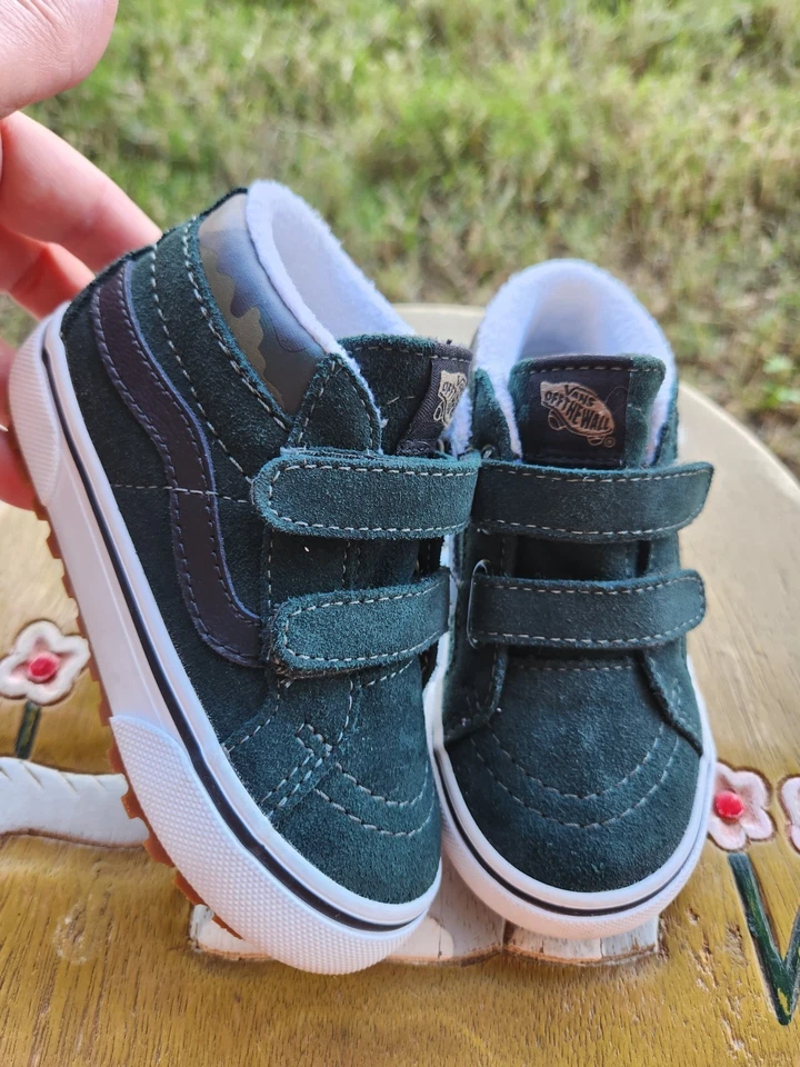 Converse Mid Winterized "Camuflaje Verde" TOTALMENTE NUEVO Niños Pequeños 7C Foto 2 de 4