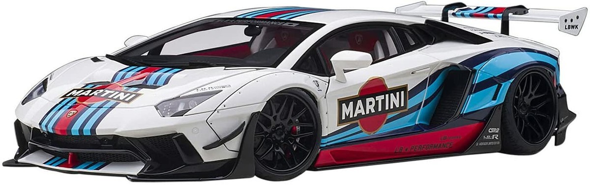 AUTOart 1/18 Liberty Walk LB-WORKS Lamborghini Aventador AUTOart 1/18 Liberty Walk LB-WORKS Lamborghini Aventador