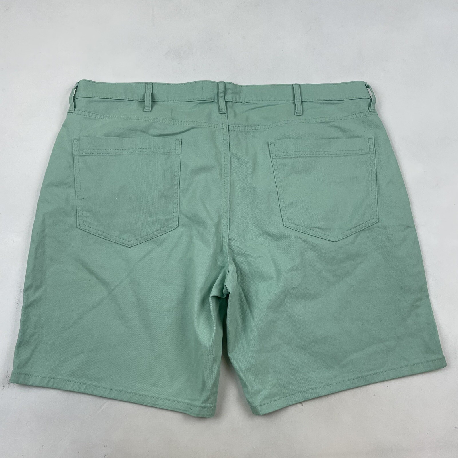 Amazon Essentials Men's Mint Bermuda Flat Front C… - image 7