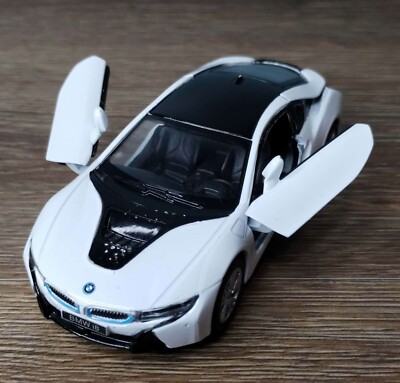 Kinsmart BMW i8 2 Door Coupe 1:36 Diecast Model Toy Car Pull Action White & Blk