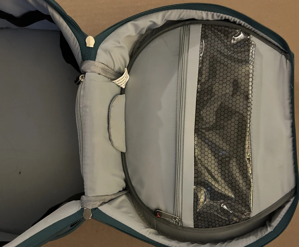 Bolsa de cosméticos Travelon para llevar (verde azulado) Foto 4 de 4